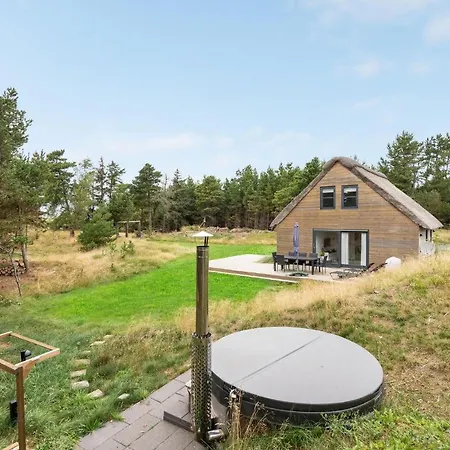 Vakantiehuis 2 Bedroom Awesome In Romo *