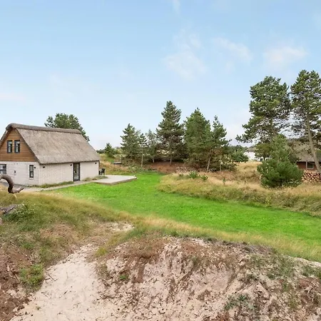 2 Bedroom Awesome In Romo * Toftum (Syddanmark)